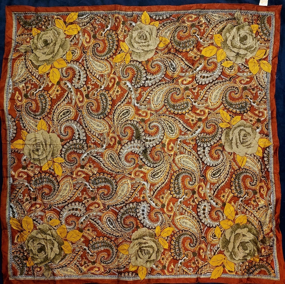 Large 70's silk floral paisley Wagon scarf